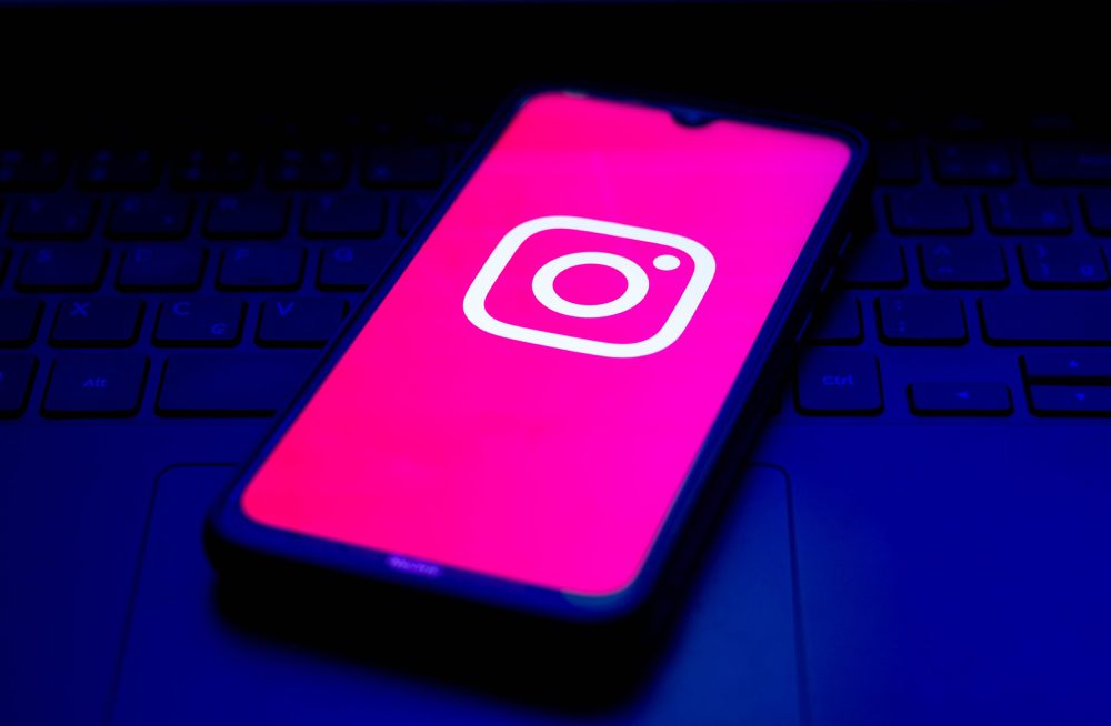 Instagram profilime bakanları gösteren sahte uygulama uyarı görseli
