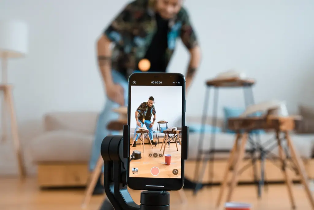 Instagram Reels Altyazı Ekleme: İzlenmeleri %80 Artırın (Resimli)